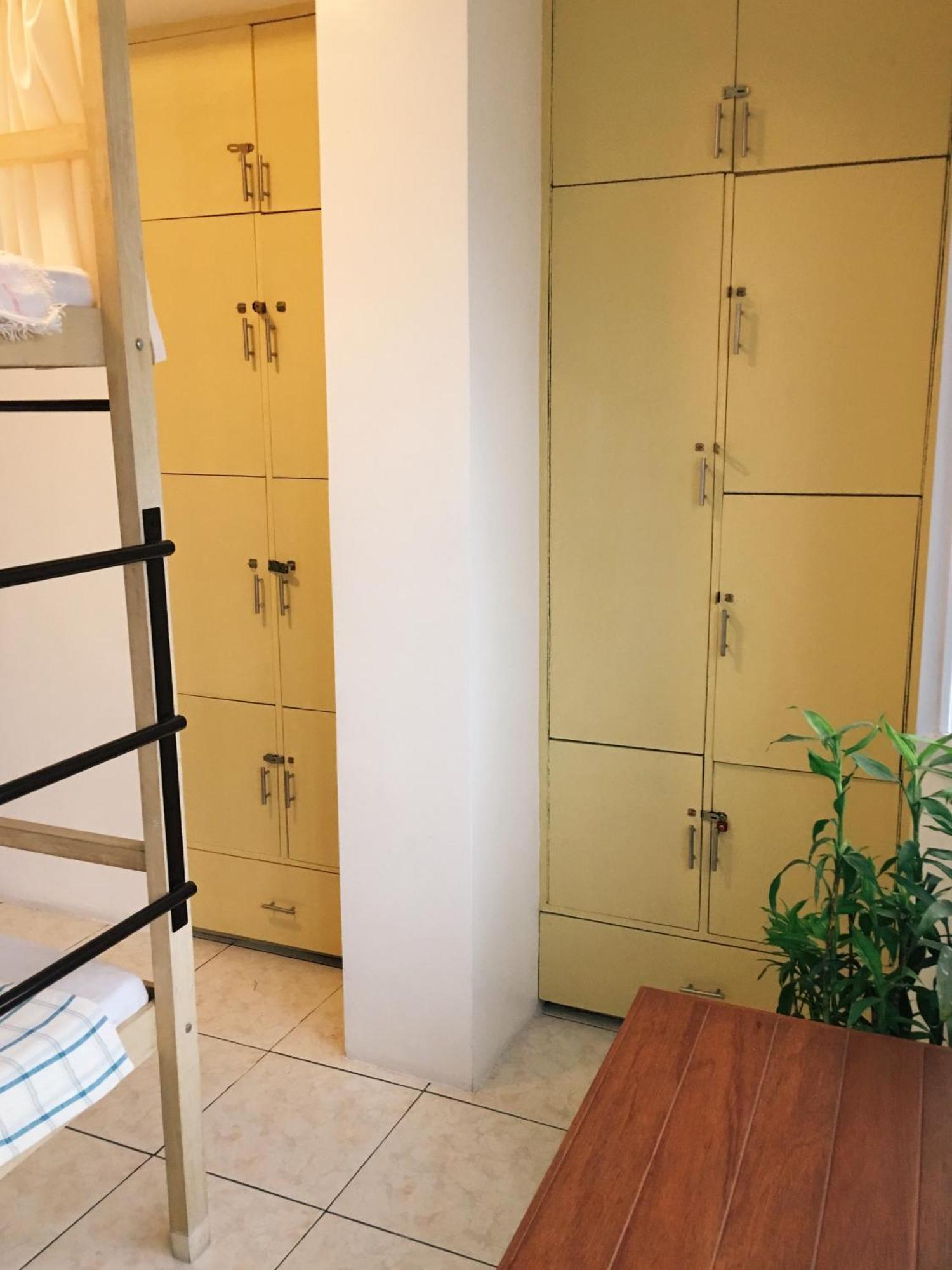 1 River Central Hostel Makati City Chambre photo