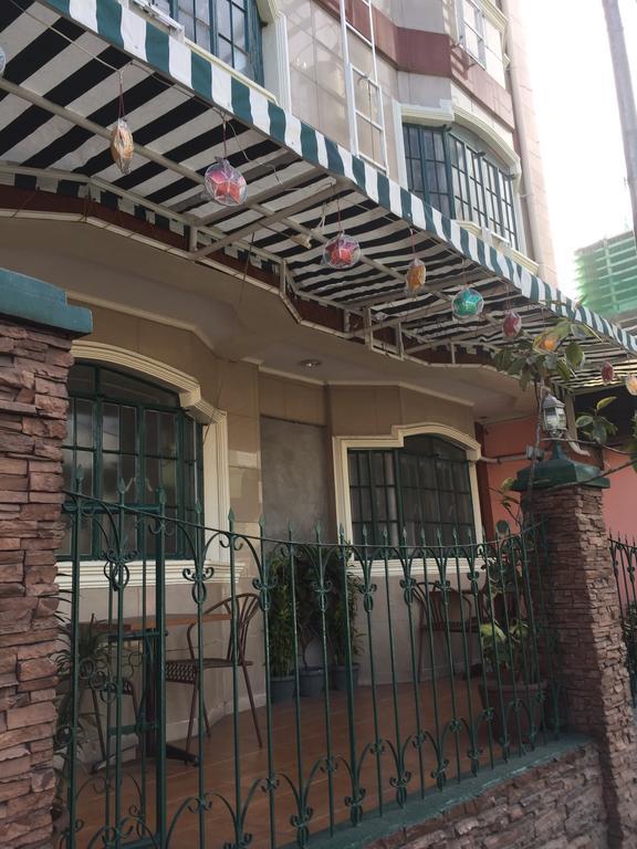 1 River Central Hostel Makati City Extérieur photo